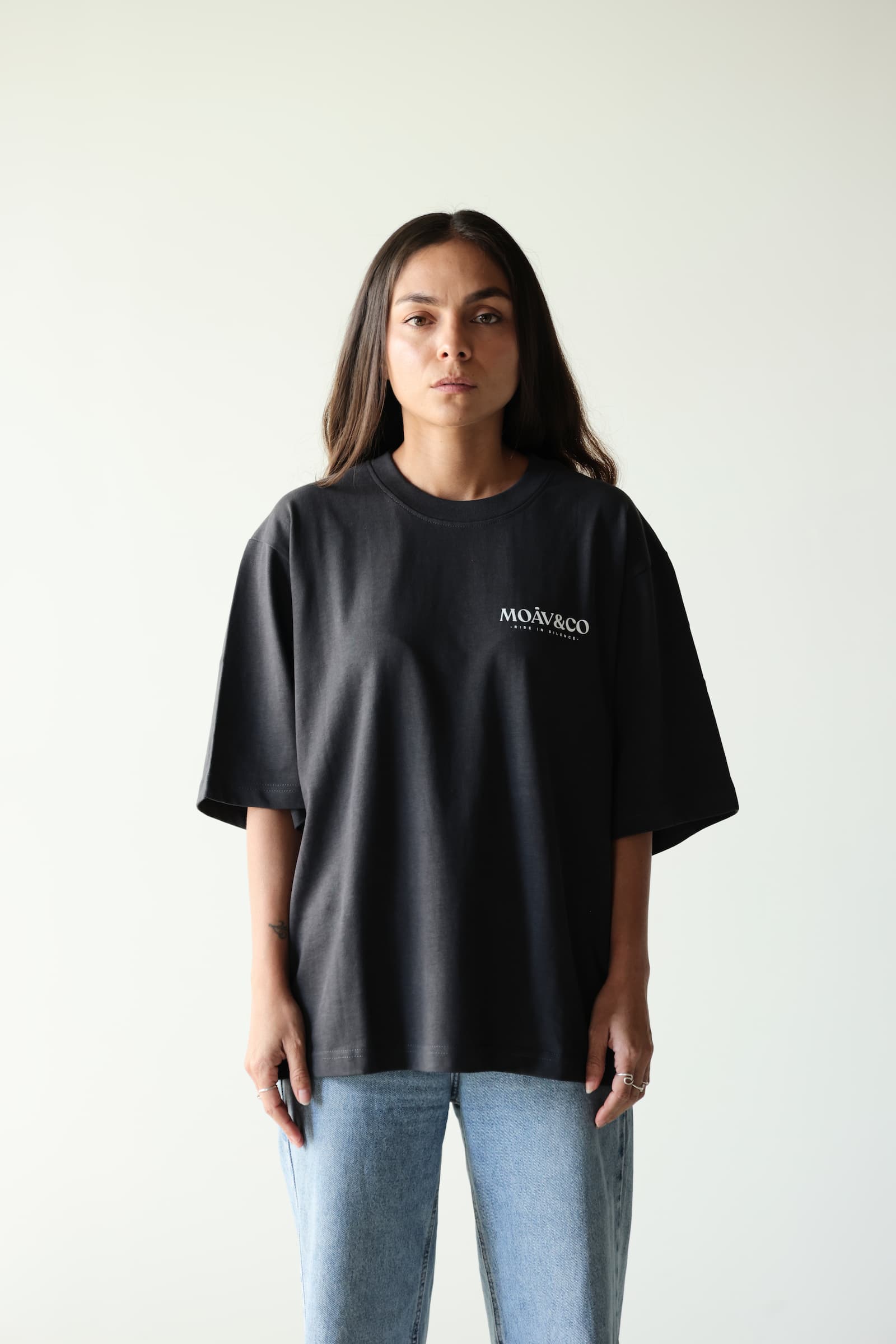 Camiseta SILENT TEE - Black Oyster
