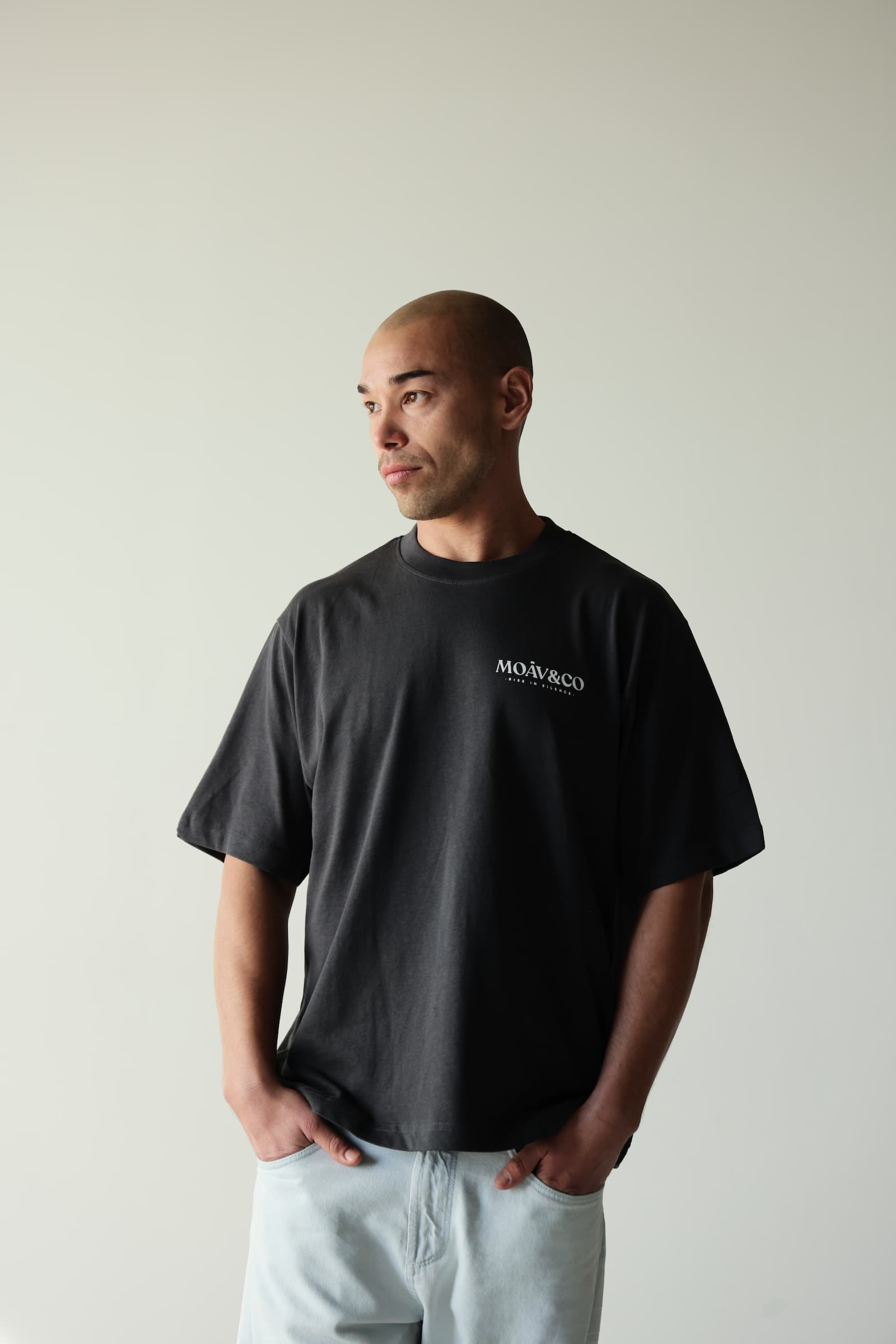 Camiseta SILENT TEE - Black Oyster